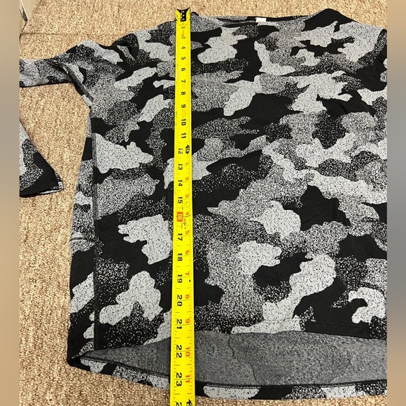 Lululemon Back in Action - Picture 6 of 6